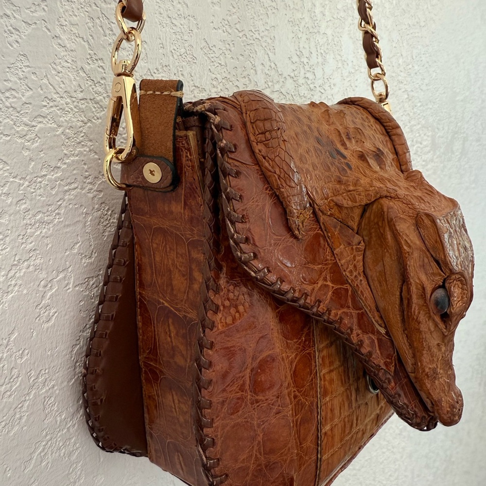 Vintage Cuban Genuine Alligator Purse (1950s) - Picture 5 of 12